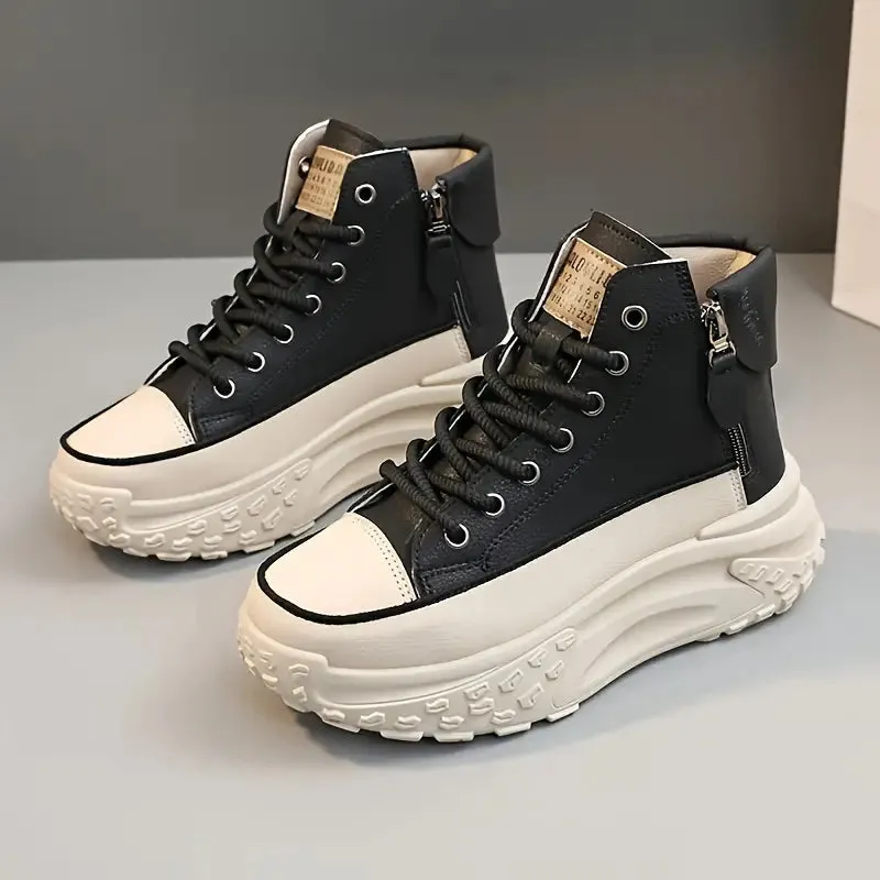 Trendige Skate-Schuhe mit Plateau und seitlichen Reiverschlüssen